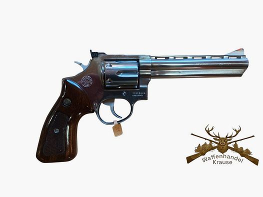 Taurus 689