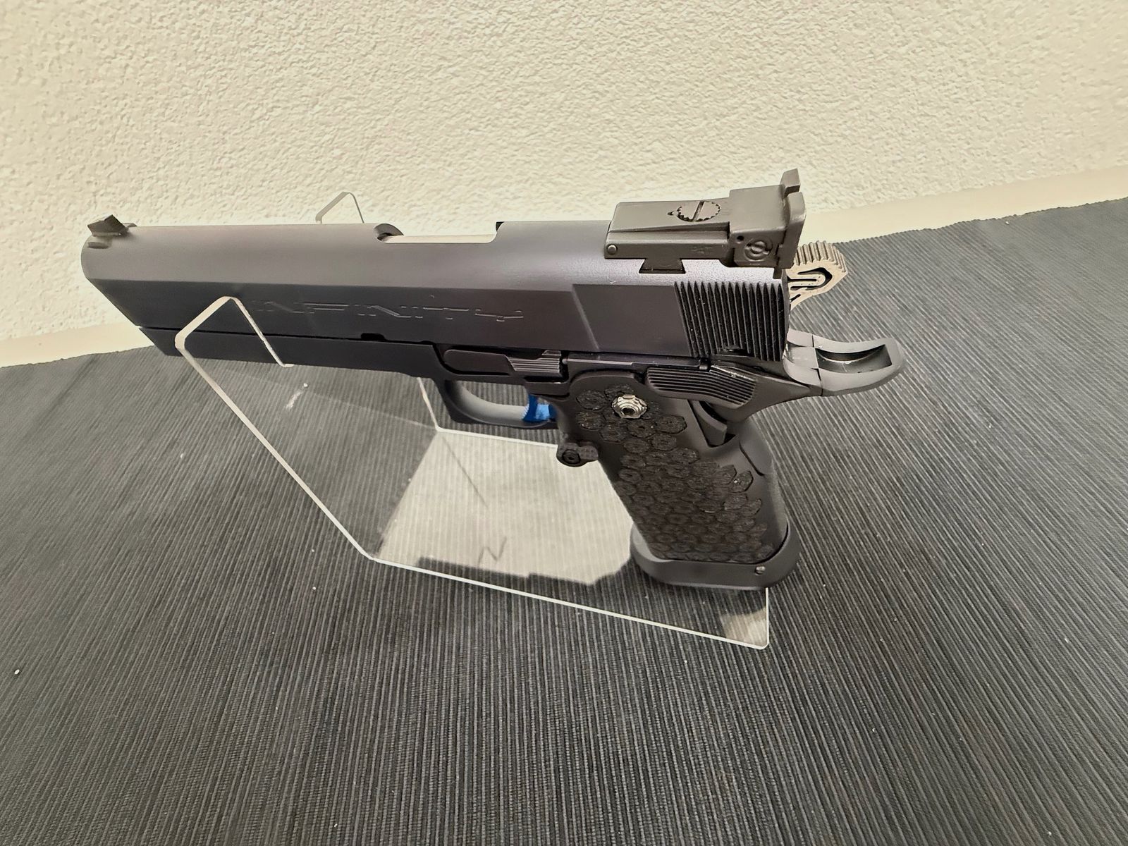 Strayer-Voigt Infinity Kaliber .40SuW incl. Wechsellauf 9mmLuger IPSC