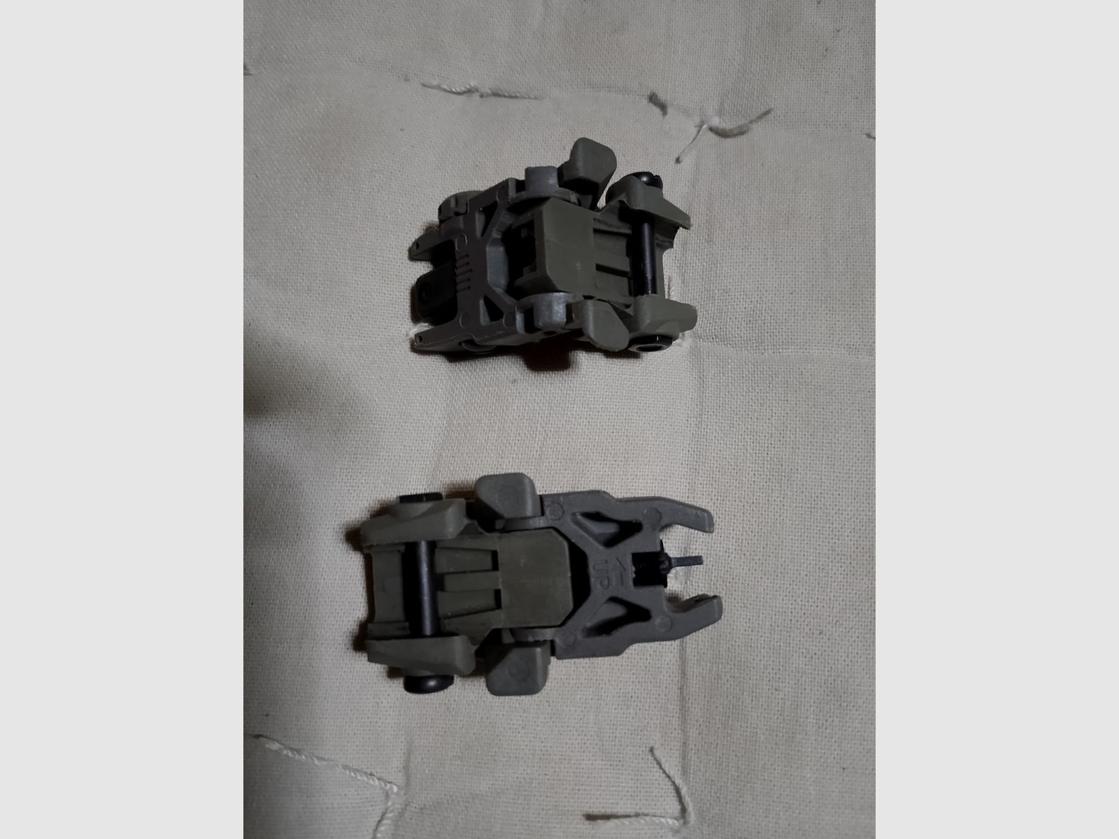 Flip Up Sight Picatinny 21mm Rear and Front Sight set Camouflage beige Paintball Marker Airsoft Rifle Universal