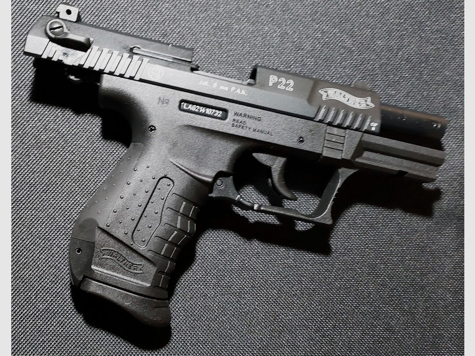 Walther P22 (P 22 Classic) blank firing pistol 9mm P.A.K. black (PTB 778)