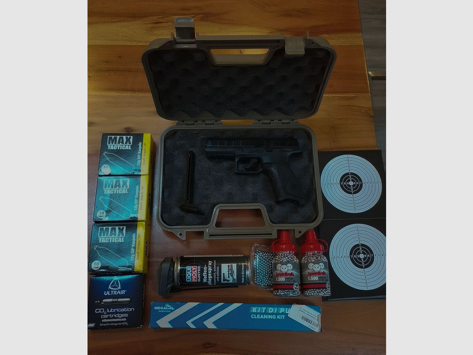 Beretta APX CO₂ Airsoft – très bon état – disponible immédiatement prix à débattre