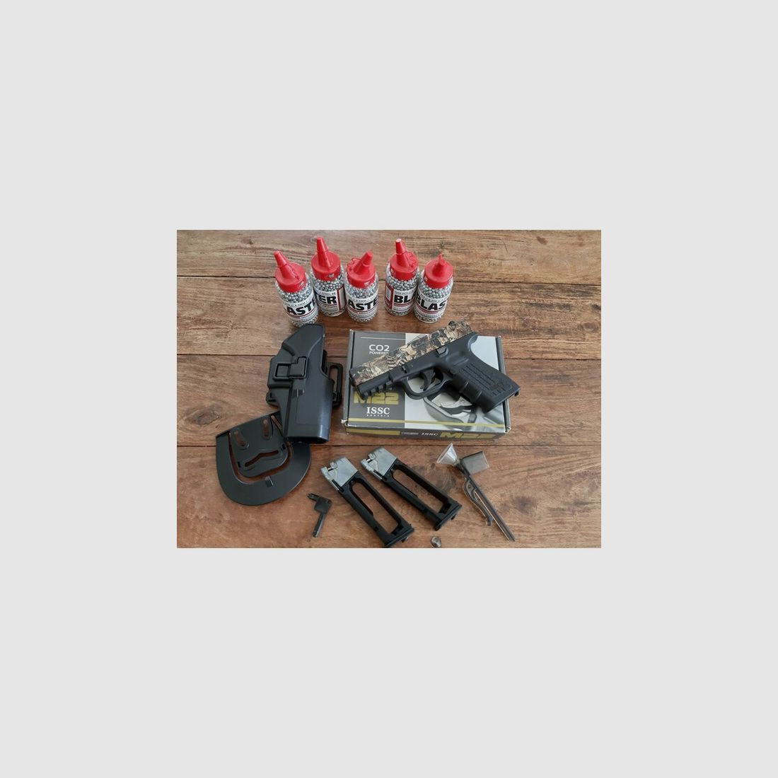 ISSC M22 CO2 Luftpistole NBB Kal. 4,5mm BB