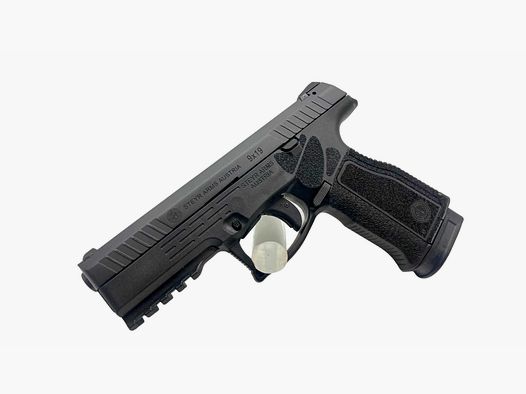 STEYR Pistol L9-A2 MF
