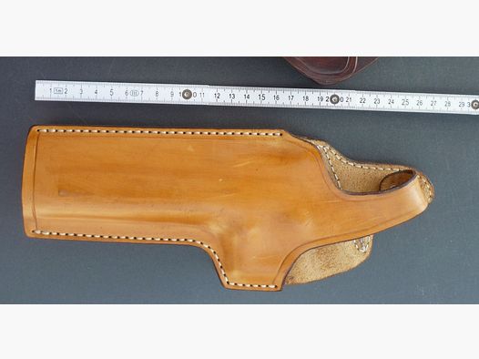 HKDesign Holster Art. Nr. 003 with Teflon corn rail and snap closure for Desert Eagle - for left-handed users