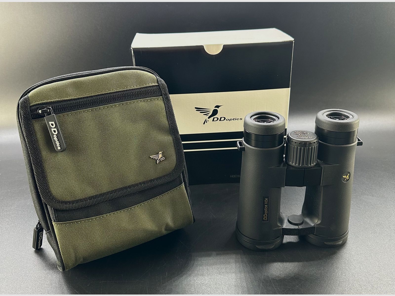 BWare DDoptics 440100103 binoculars HDS 10x42 with case and carrying strap BWare