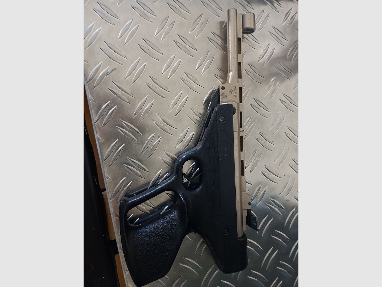 Knicklaufluftpistole Kaliber 6,35