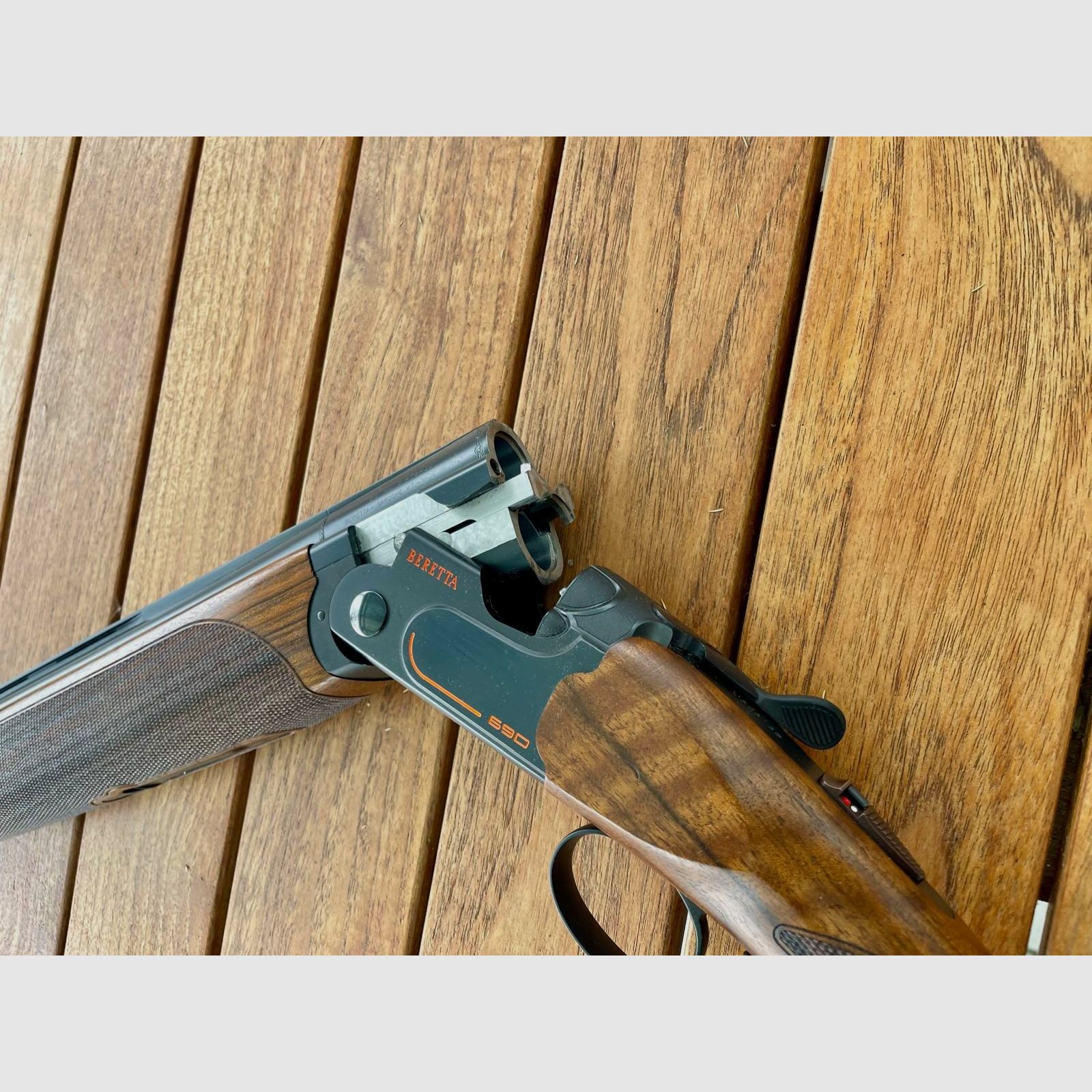 Beretta BDF 690 Competition Black Trap AS 12/70 LL:76cm Bockdoppelflinte Flinte