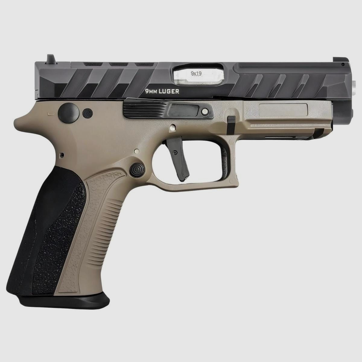 Grand Power Q100 MK23 – FDE