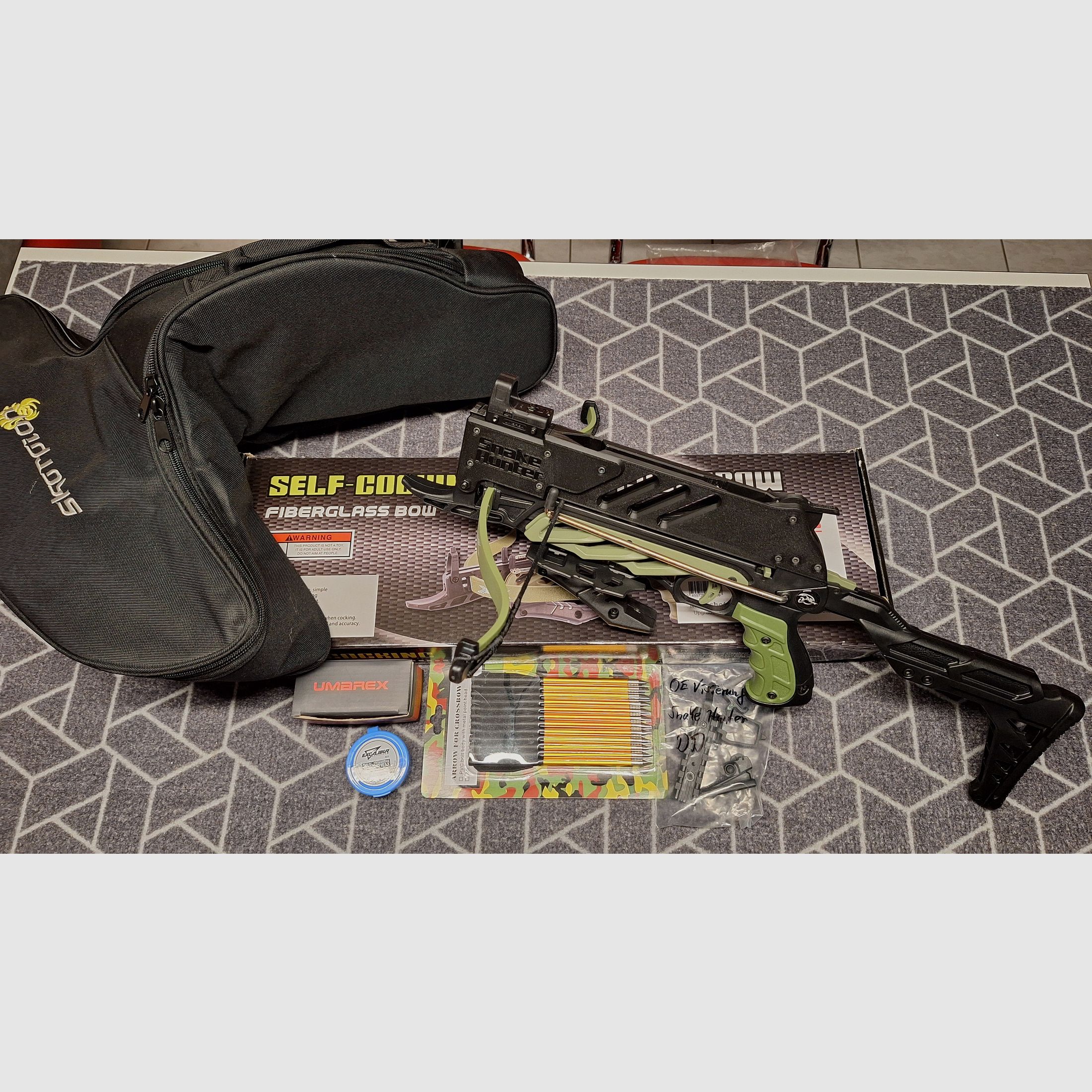 Pistolen-Armbrust "Snake Hunter" 7Schuß Magazin/Red Dot/Tasche-NEU!