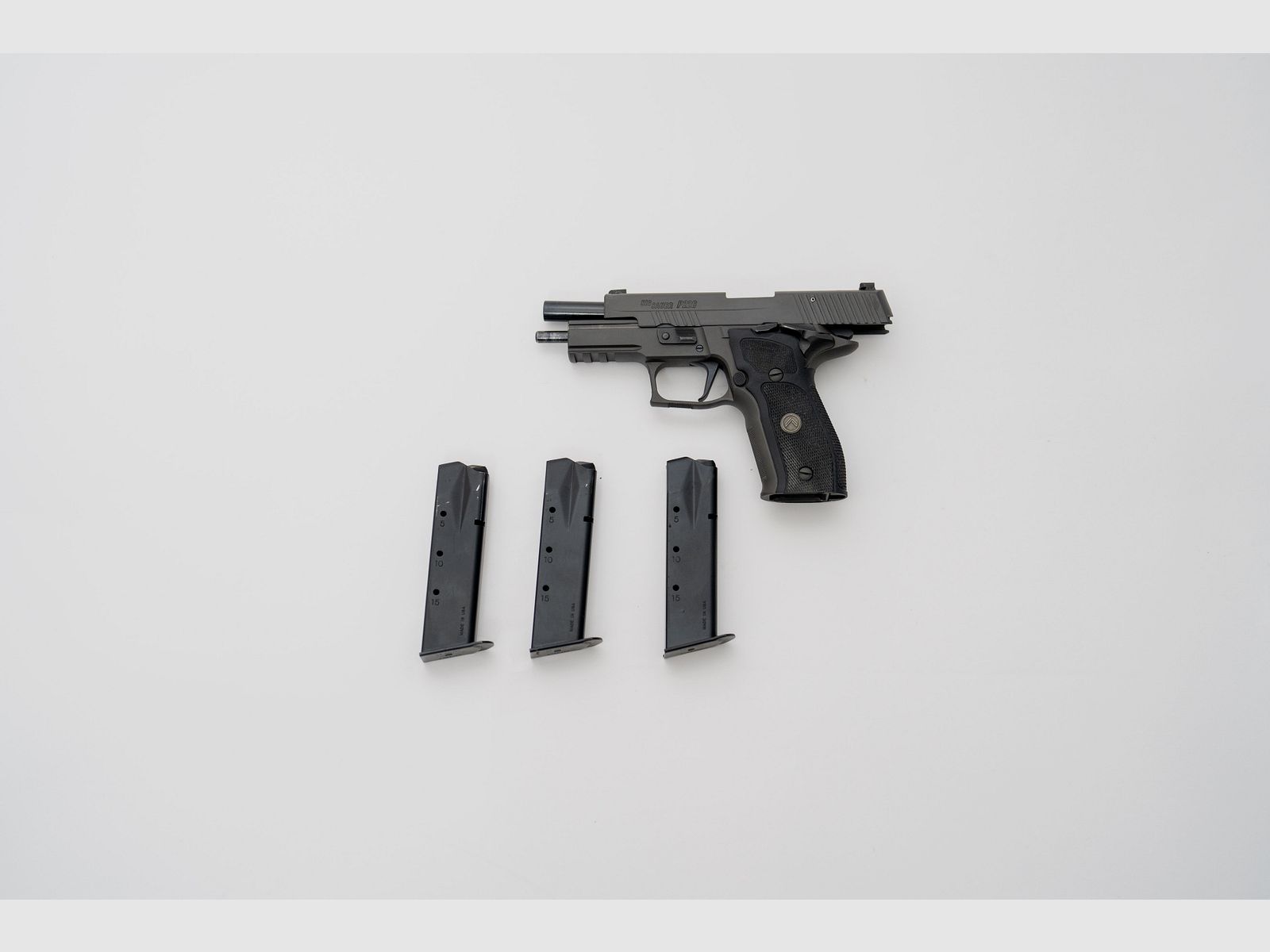 SIG P226 Legion – in ottime condizioni, inclusa la fondina