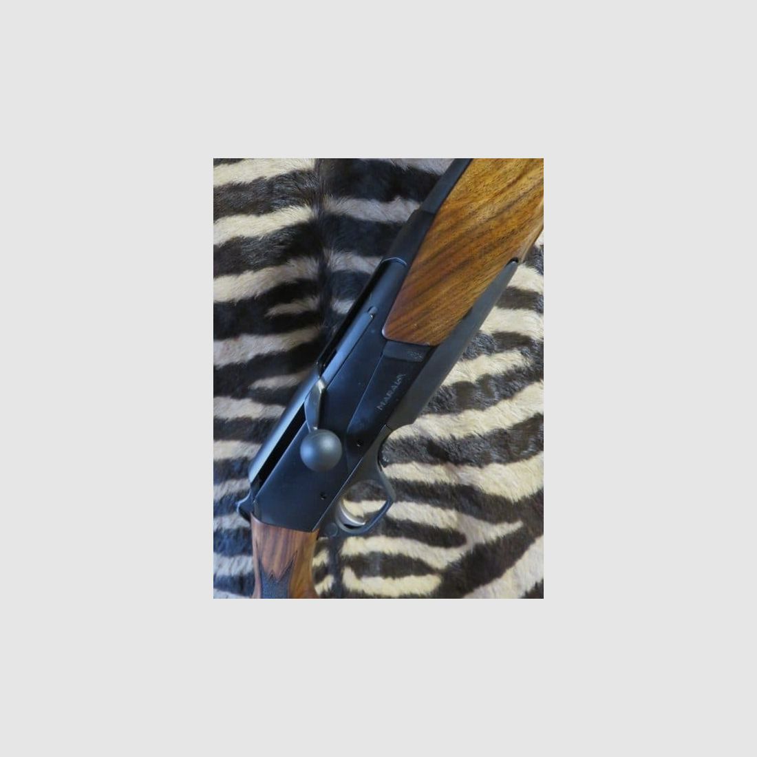 BROWNING Maral 4X Hunter .30-06 Büchse 53 cm Schaft Bavarian Klasse 3 ohne Visierung, Bild 5 von 8