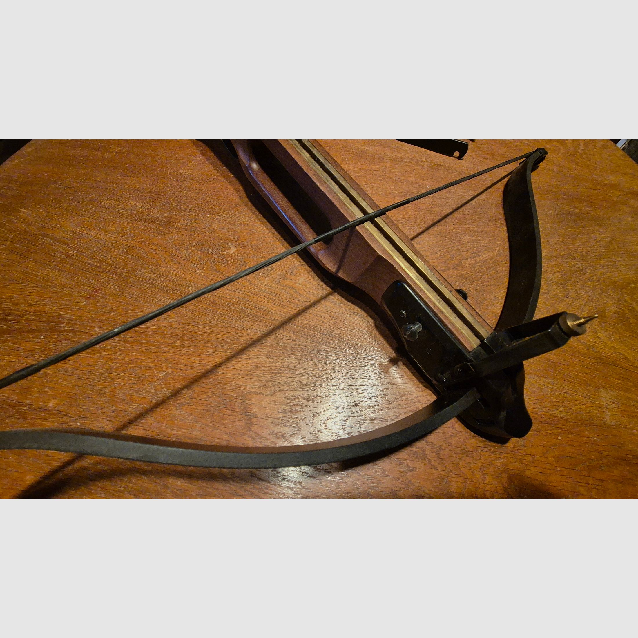 Ballesta con ayuda de tensión