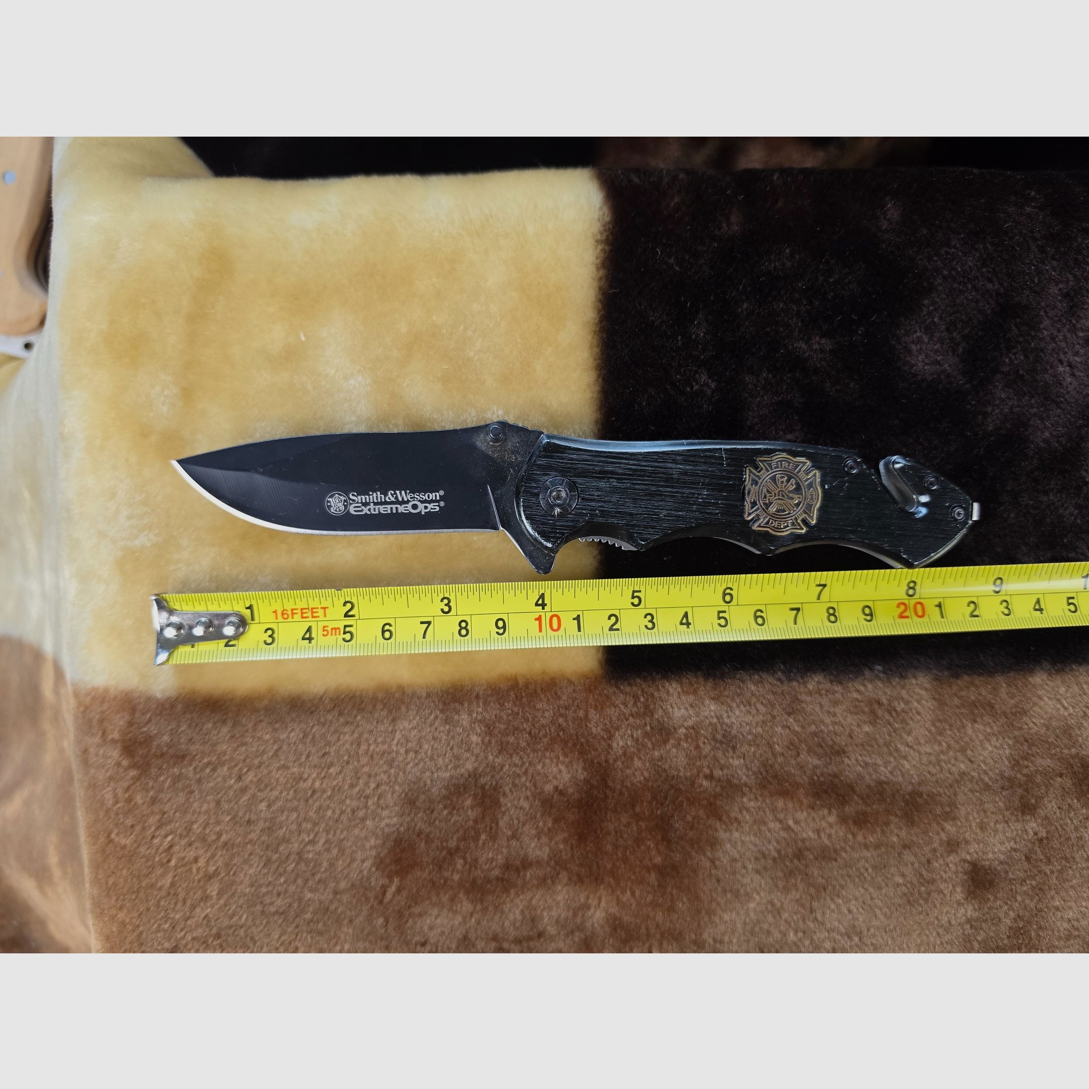 Smith & Wesson ExtremeOps Taktisches Feuerwehr-Rettungsmesser mit Gurtschneider & Glasbrecher, Bild 1 von 5