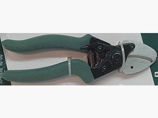 Bone pliers - non-slip handle