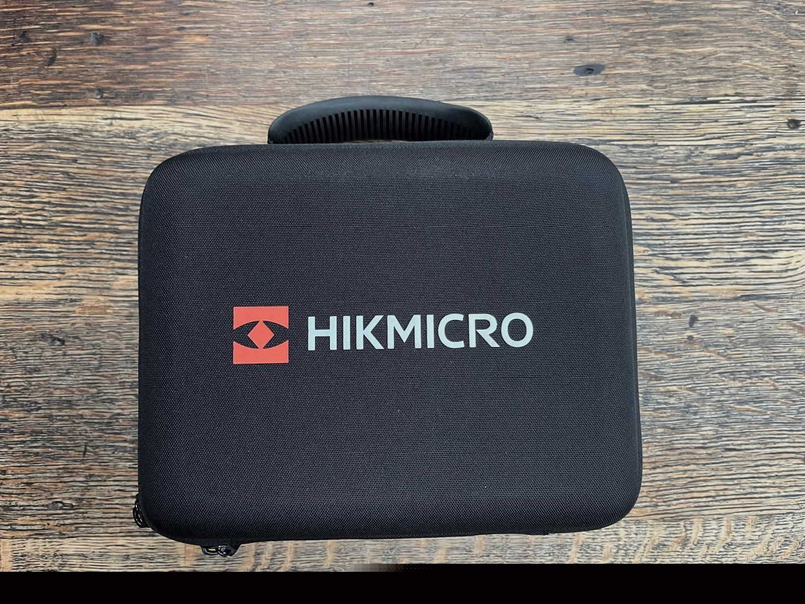 Dispositivo de visión nocturna digital HIKMICRO Cheetah C32F 940nm