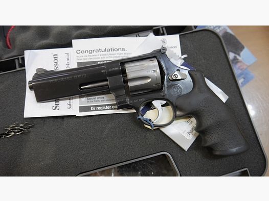 Smith & Wesson 8 V-Comp 357mag