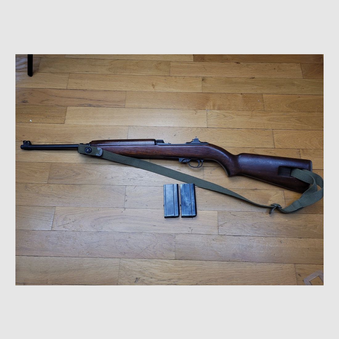 Peu courante Carabine USM1 en configuration d&rsquo;origine 2°GM – Cal .30 M1 d&rsquo;origine aussi – Fabrication INLAND de janvier 1944 – Tombée de la Jeep ! – 2 chargeurs 15 coups en pochette de 1943- Bretelle – Très bon état mécanique et esthétique – Rare configuration d&rsquo;origine et en TBE+ !, image 24 sur 35