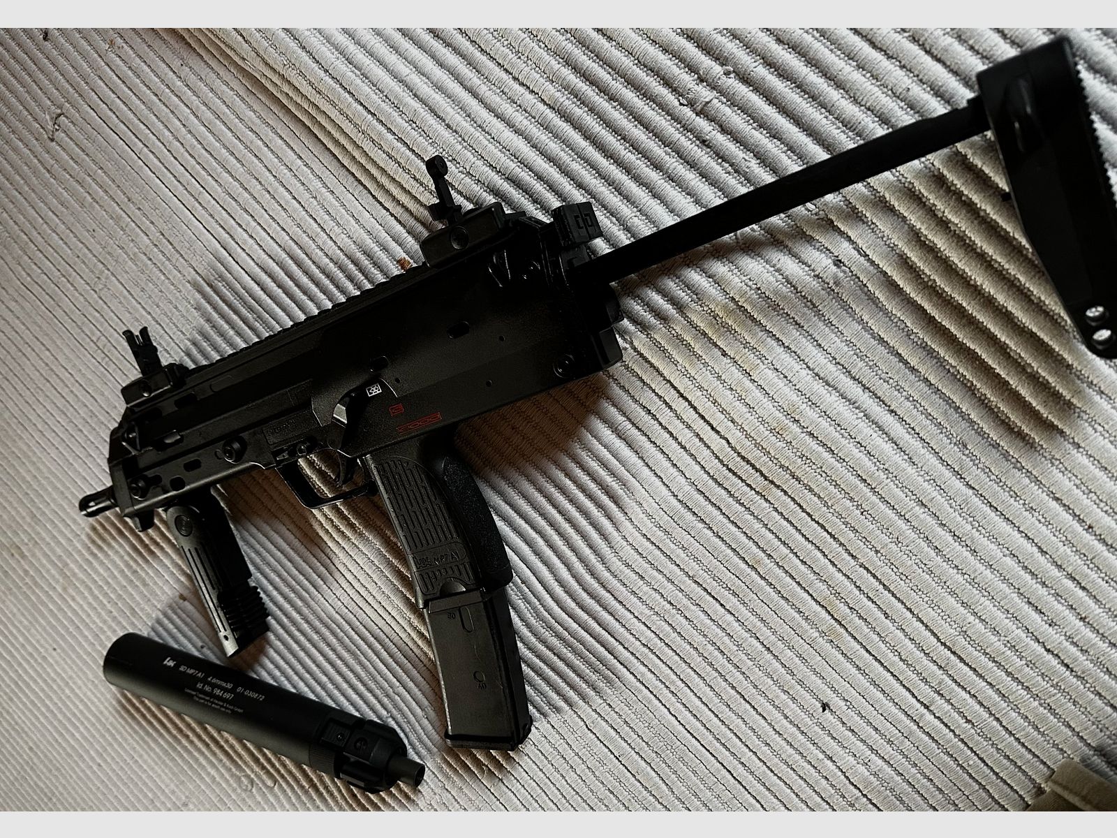 Heckler & Koch MP7A1 GBB incl. silencer