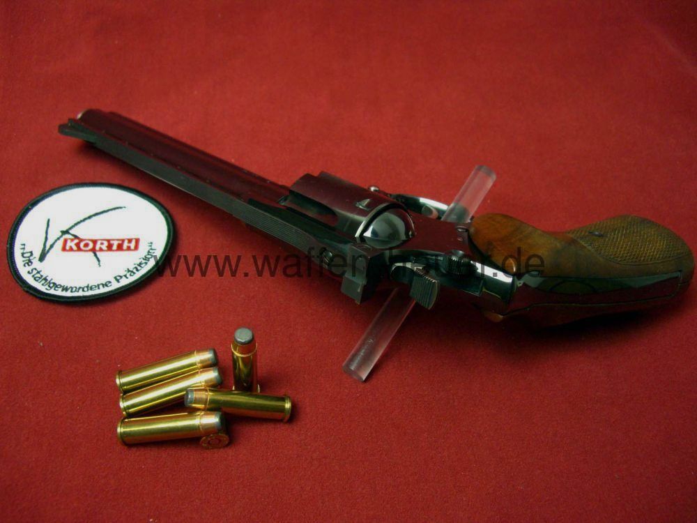 Korth Willi a Ratzeburg revolver sportivo da 6 pollici