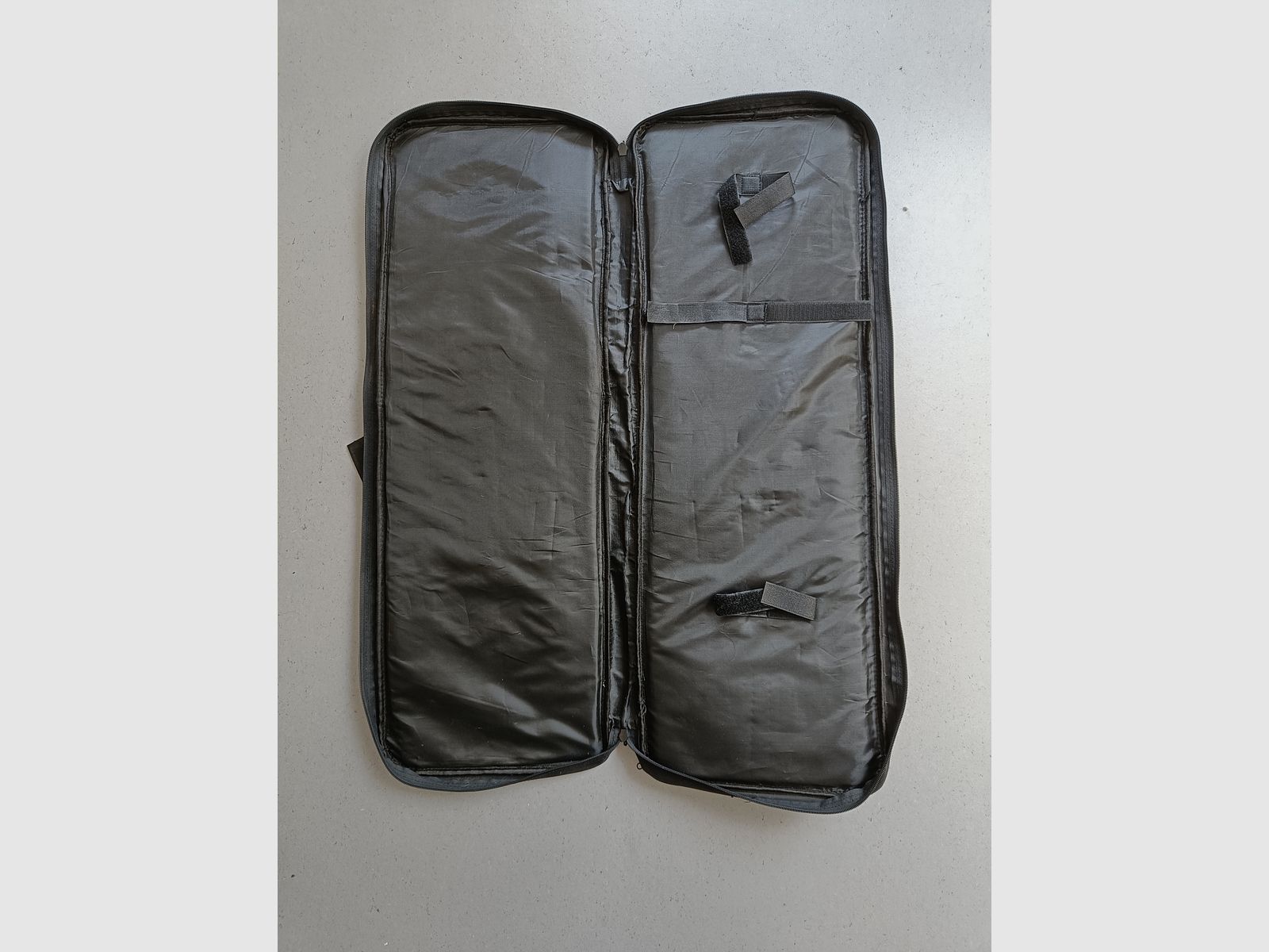 Komplette Airsoft-Ausrüstung – Gewehr, Weste, Visier, Tasche, Speedloader – Alles dabei!