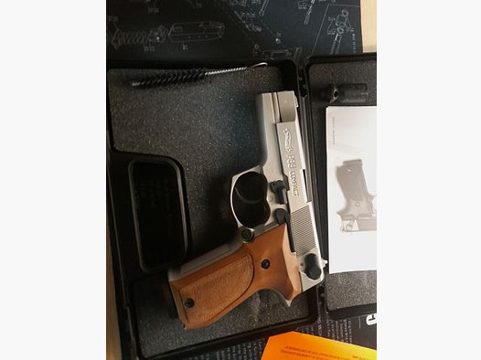 Walther P88 Níquel con empuñaduras de madera 9mm Pak