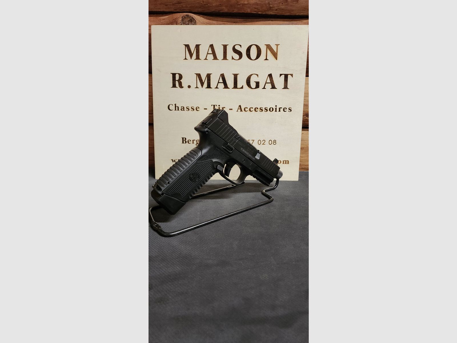 FN Herstal 545 Black Tactical Kal. 45 ACP (auf Lager), Bild 6 von 10