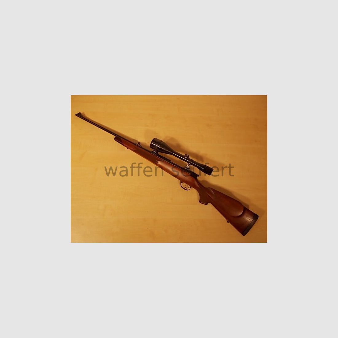 Fusil de chasse à répétition Dynamit-Nobel RWS 75KL