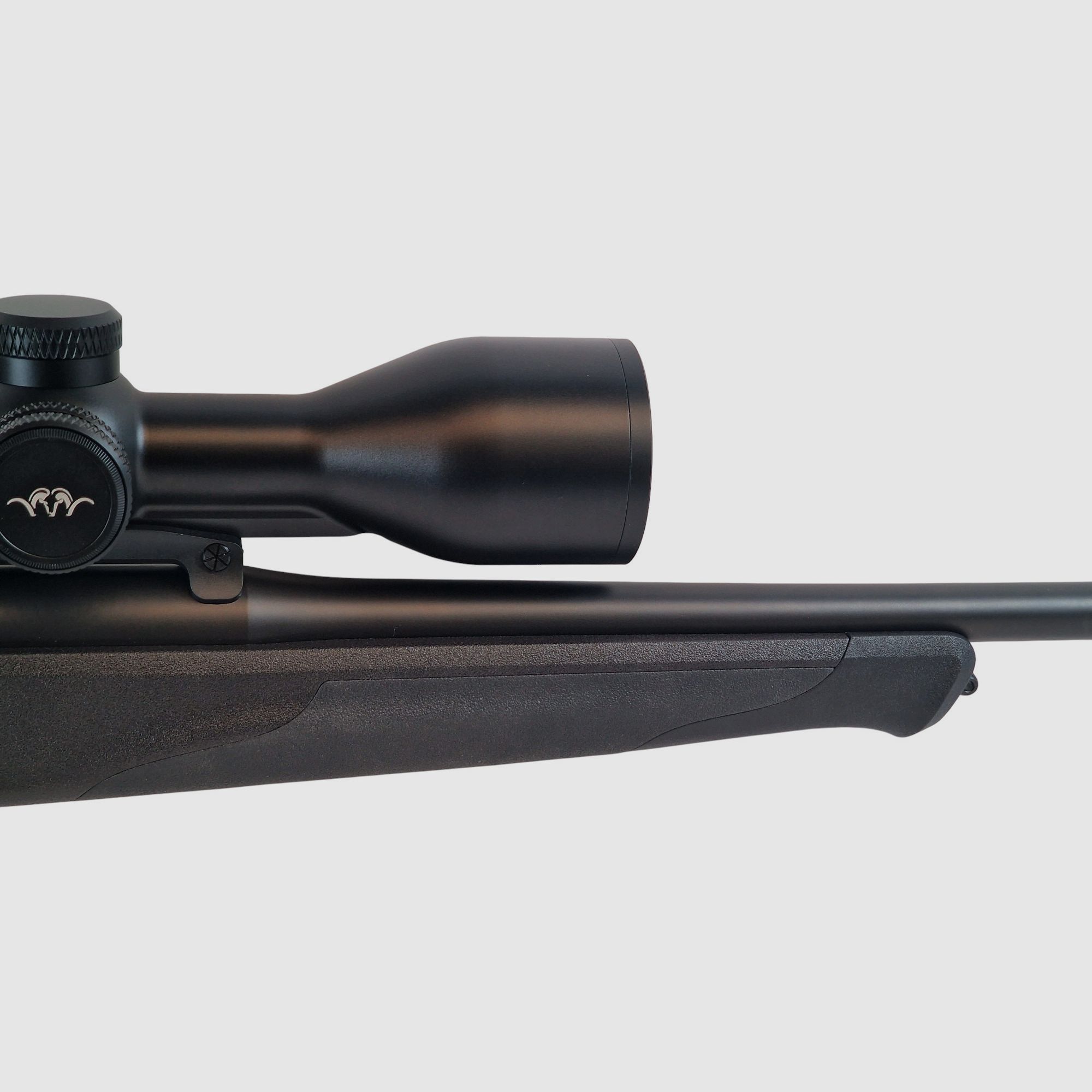 Blaser R8 Ultimate caliber 30-06 LL. 52cm with M15x1 and Blaser B2 2.5-15x56 IC S available immediately