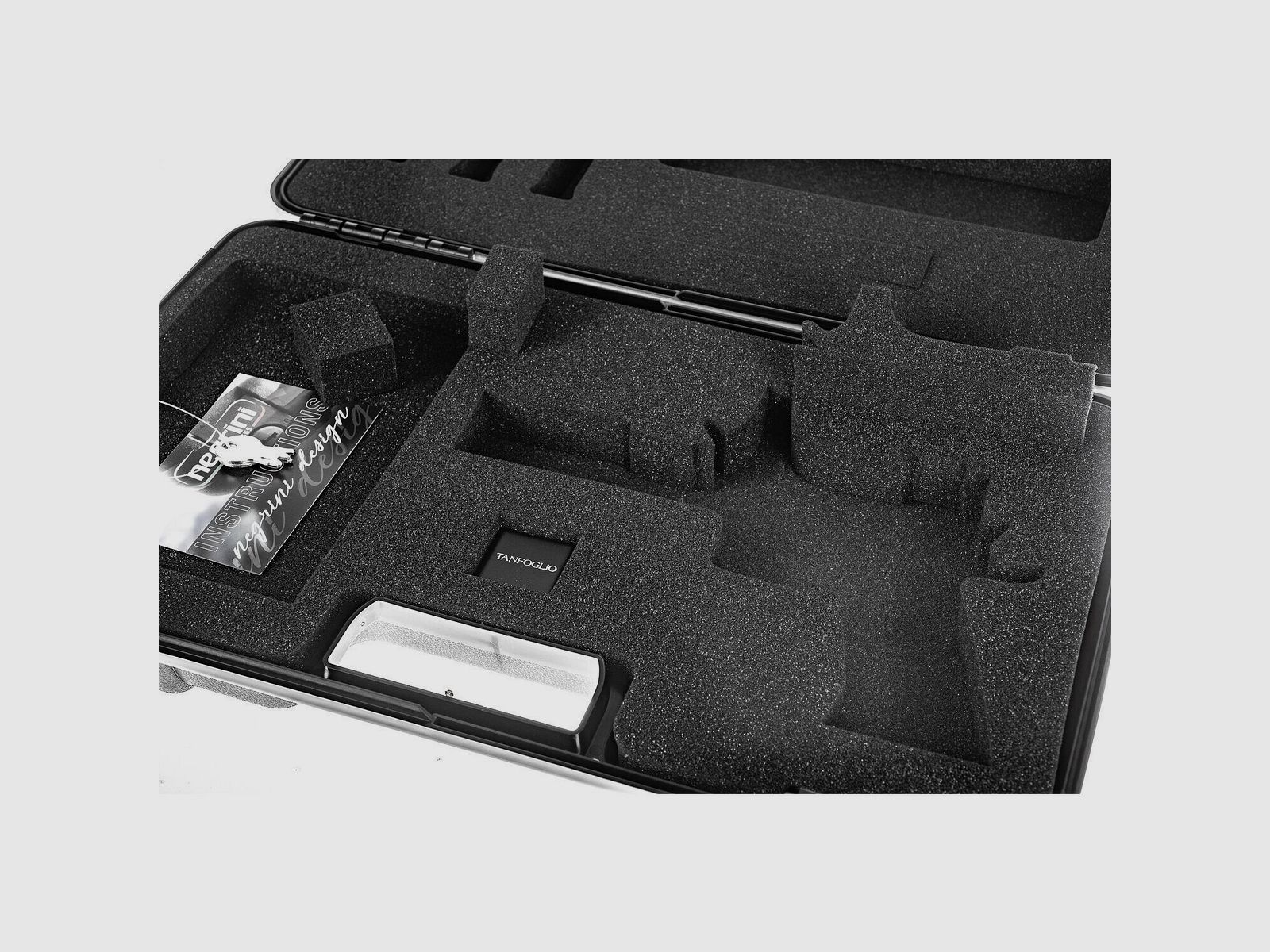 Tanfoglio Limited Master Xtreme Optic 9×19 K Chrome 2026, Bild 3 von 6