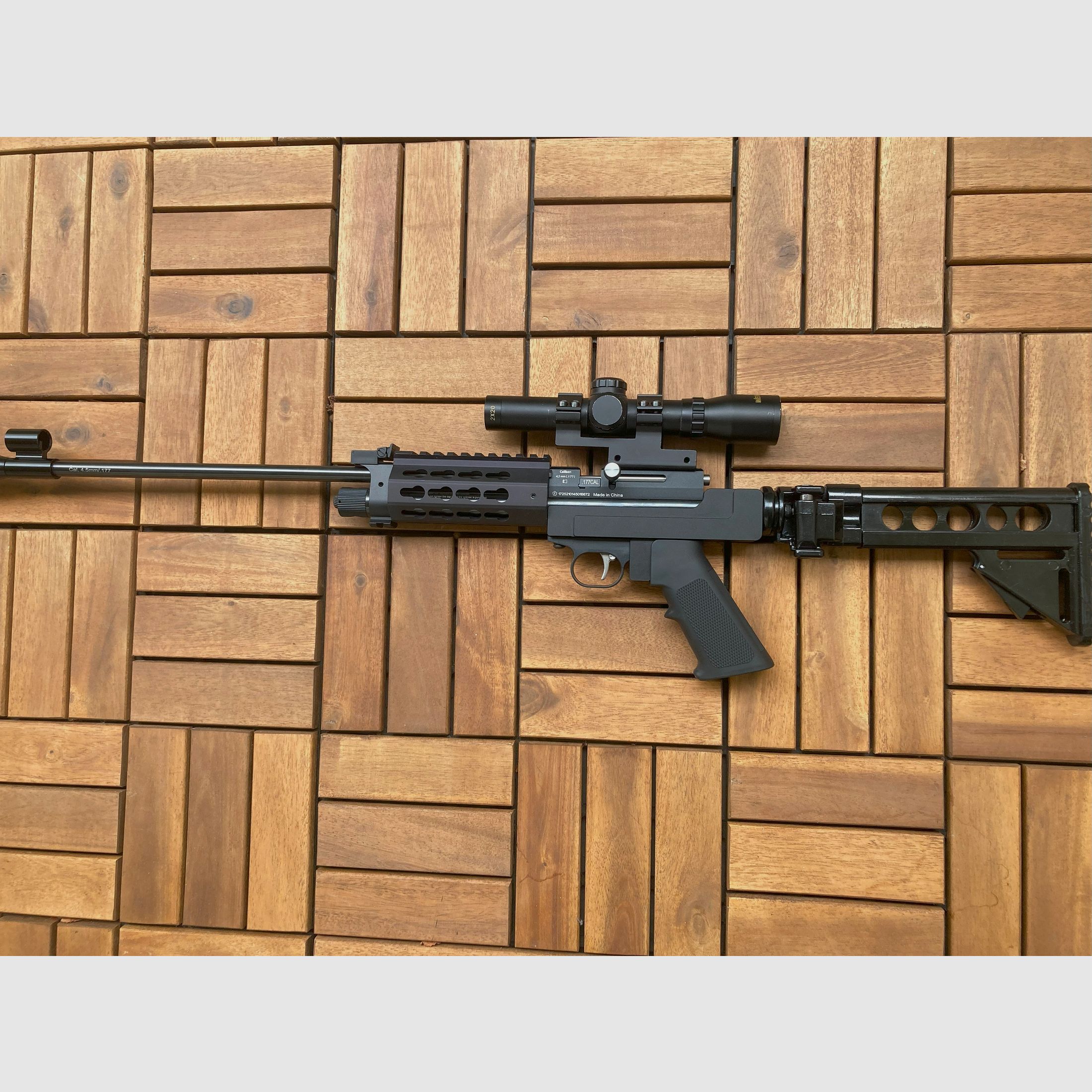 Diana Chaser Luftgewehr Kaliber 4,5mm neuwertiger taktischer Umbau LR300 AR15 Stil