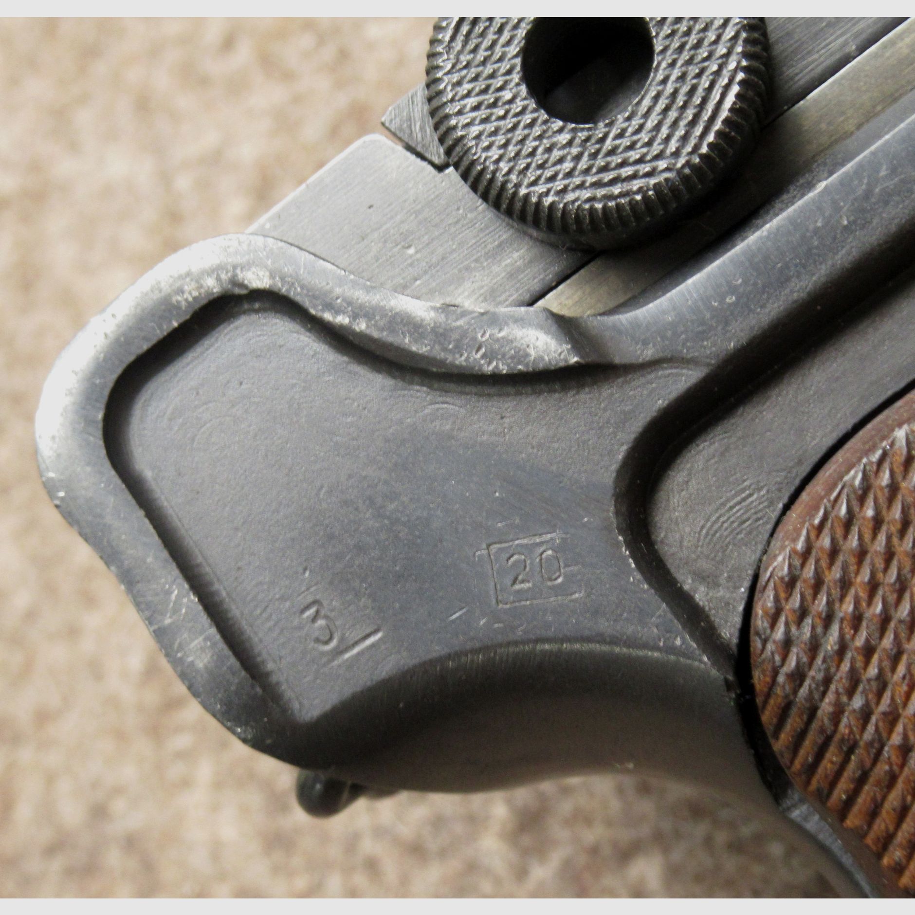 AB-77 Pistole MAUSER mod. P08 Kal. 9x21, Bild 6 von 6