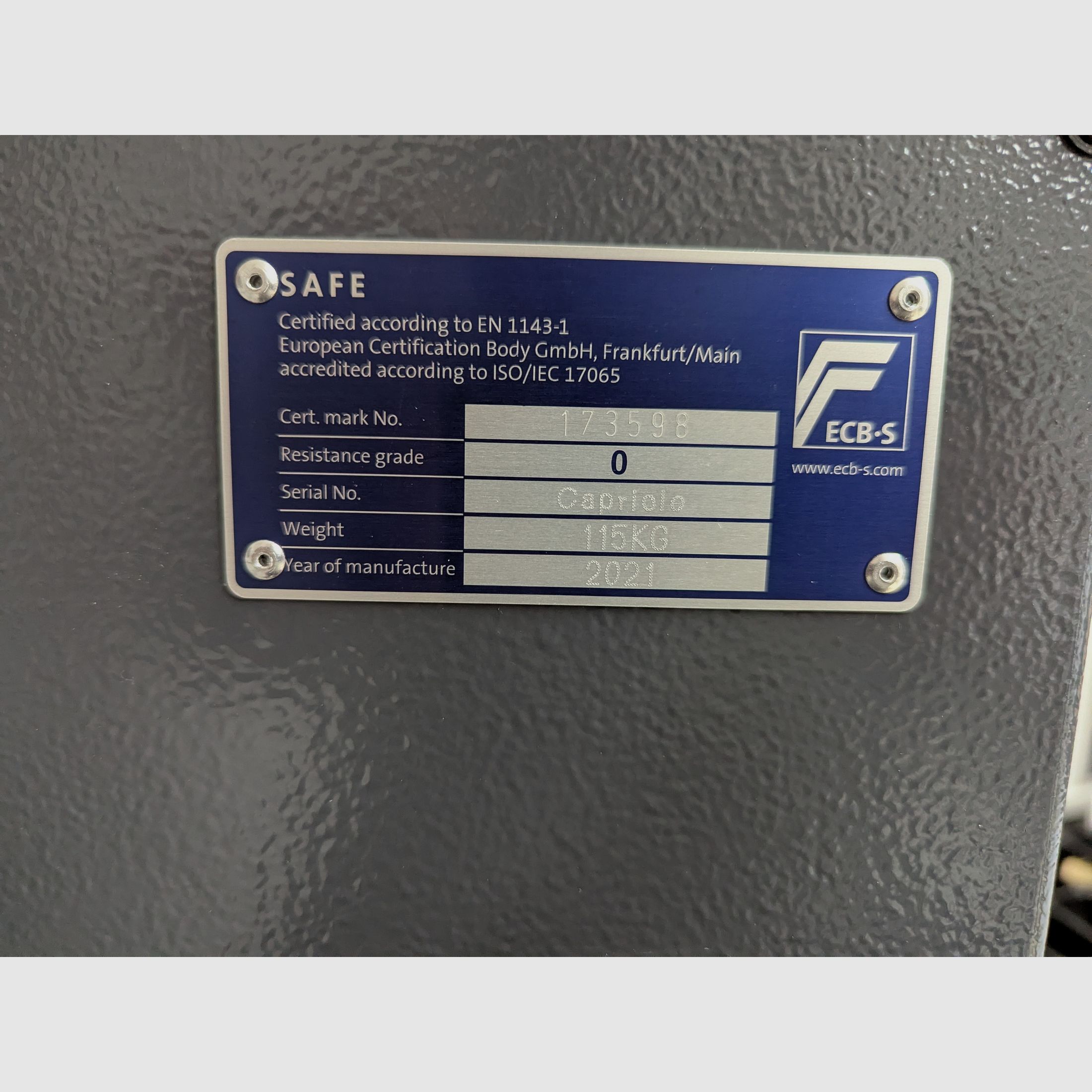 Neuwertiger Waffenschrank Schutzklasse 0 - für Langwaffen