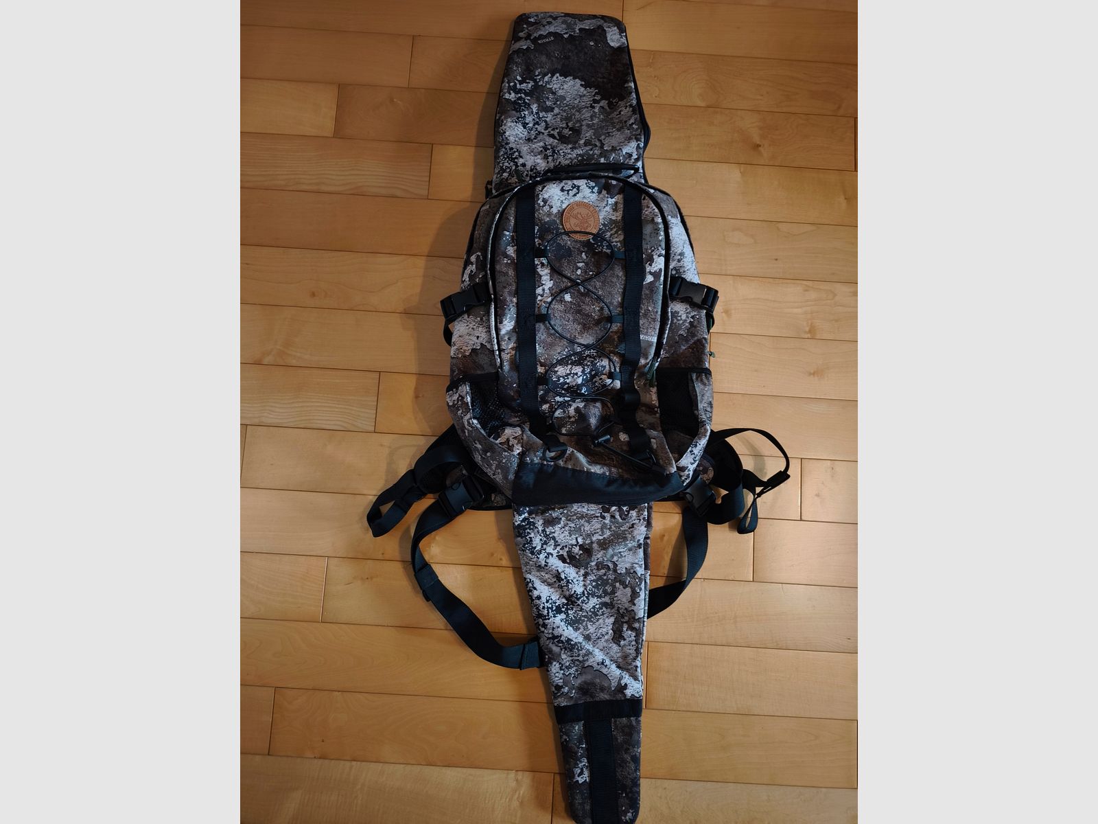 Pinewood Outdoor Camou Rucksack 22 l (Strata Camouflage) - Jagdrucksack