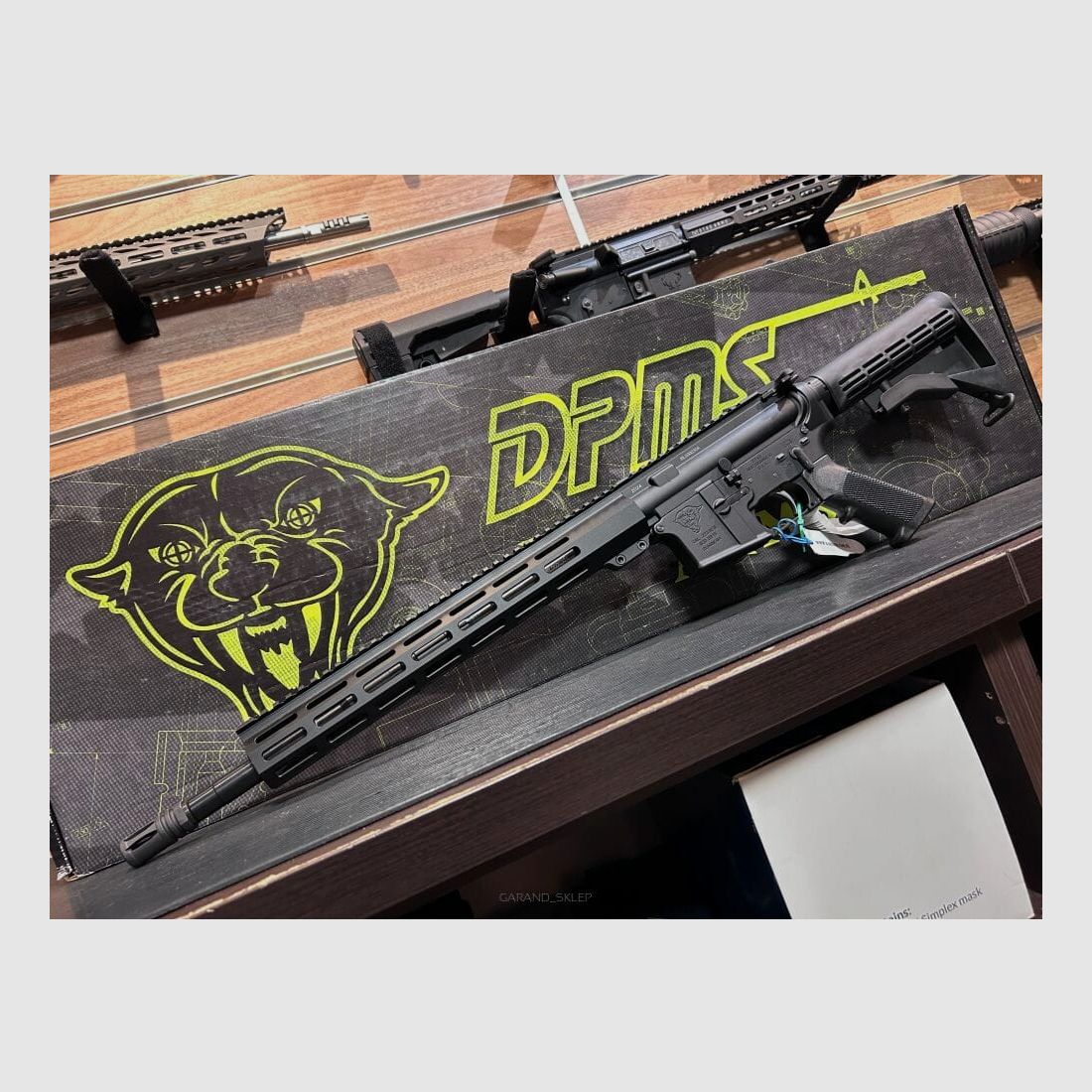 Conjunto: carabina semiautomática DPMS DR-15 16″, cal. 223Rem + visor REDWIN SCARLET 1-6×24 SFP, imagen 4 de 9