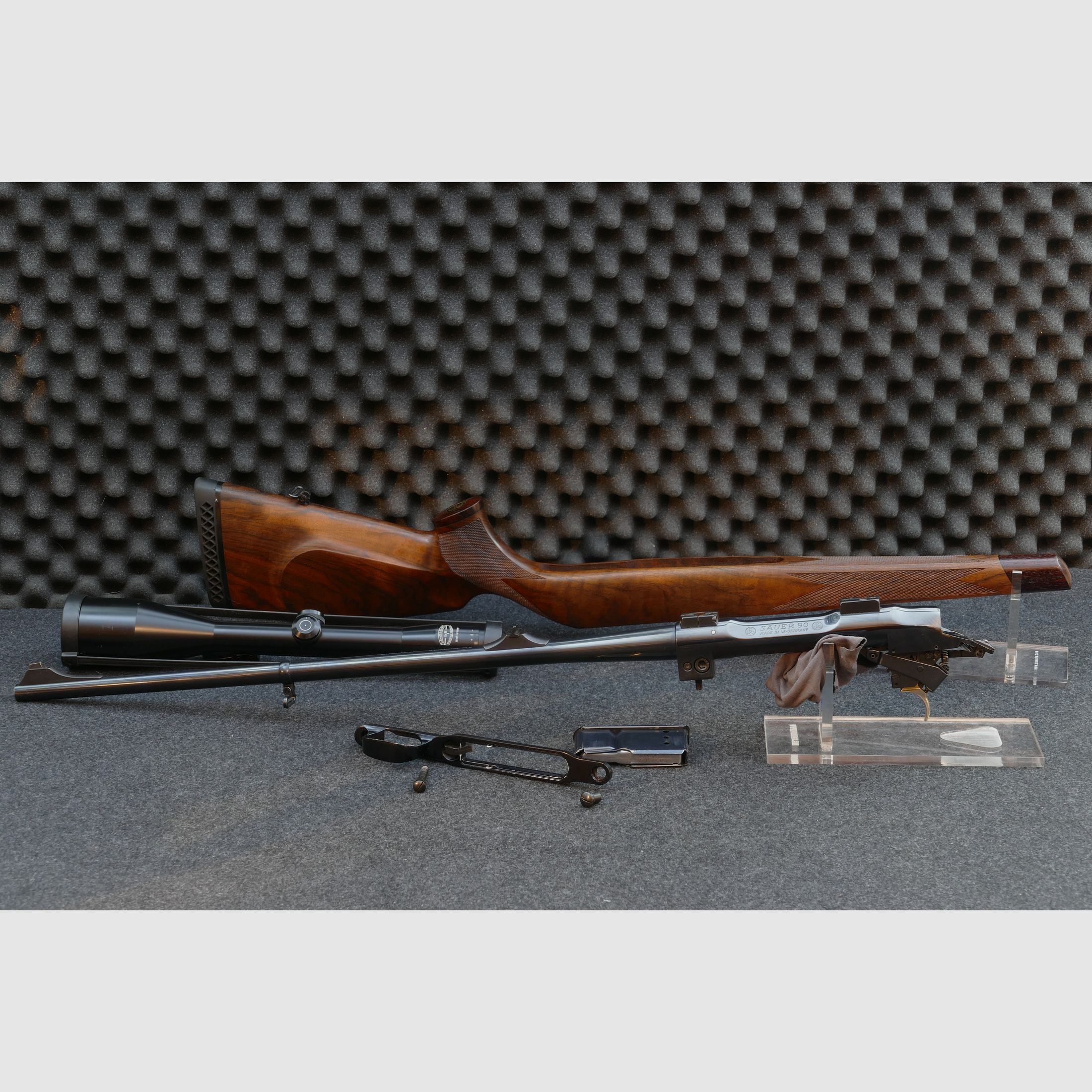 Sauer (Eckernförde) model 90, .30-06Spr – lepsza klasa drewna - Wspaniały stan