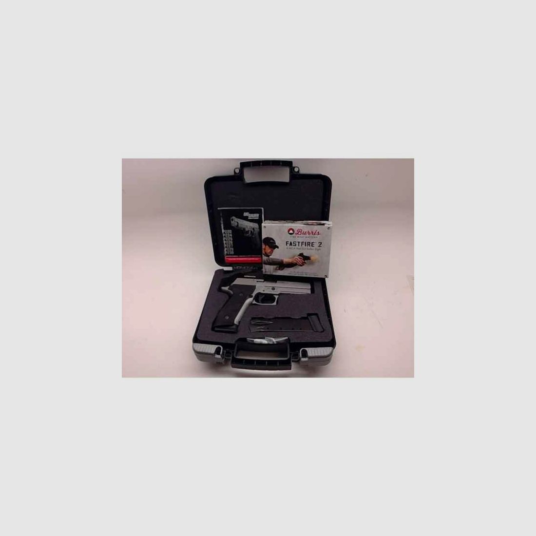 Pistole SIG Sauer P226 LDC II Tacops im Kaliber 9mm Luger gebraucht