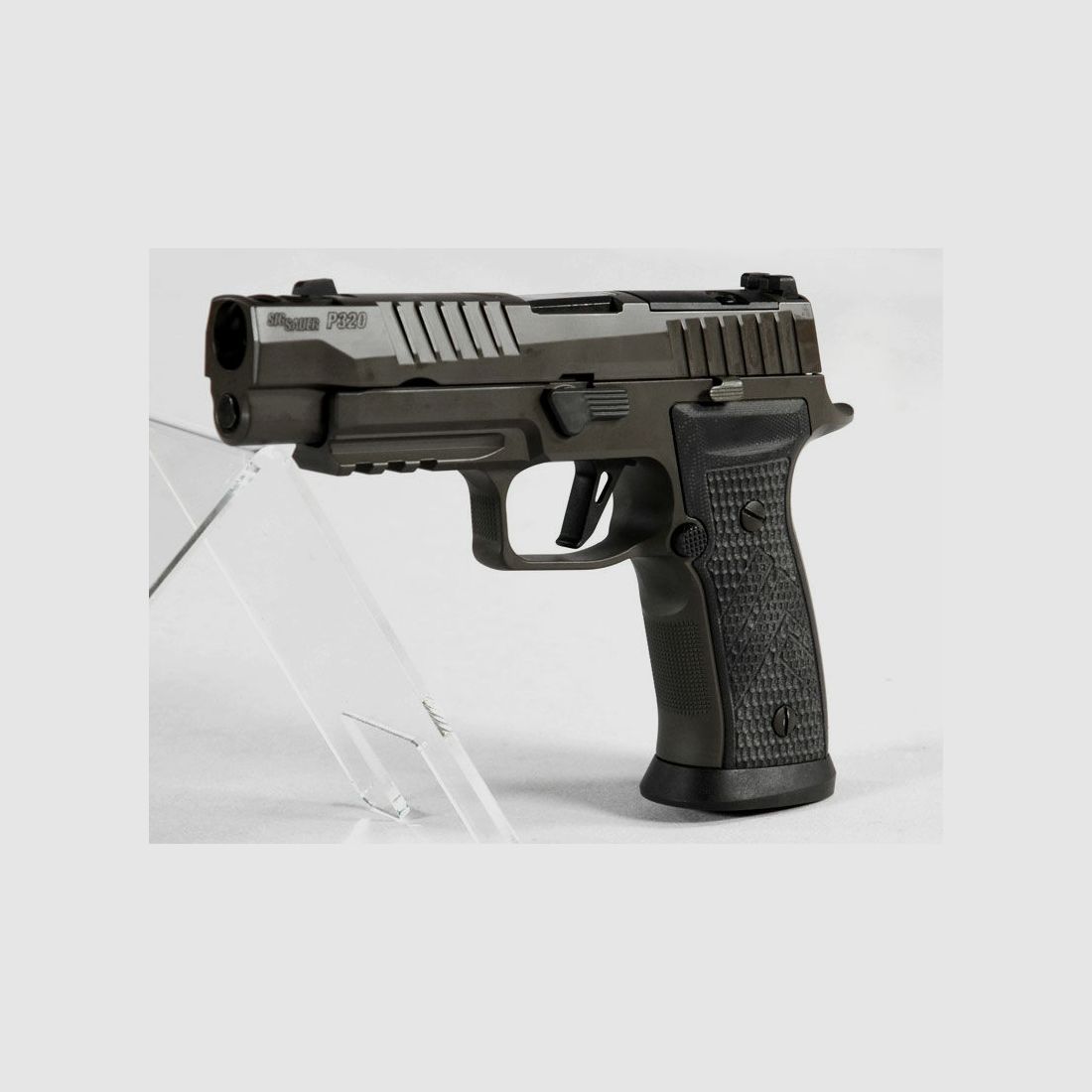 Sig Sauer P320 AXG Legion