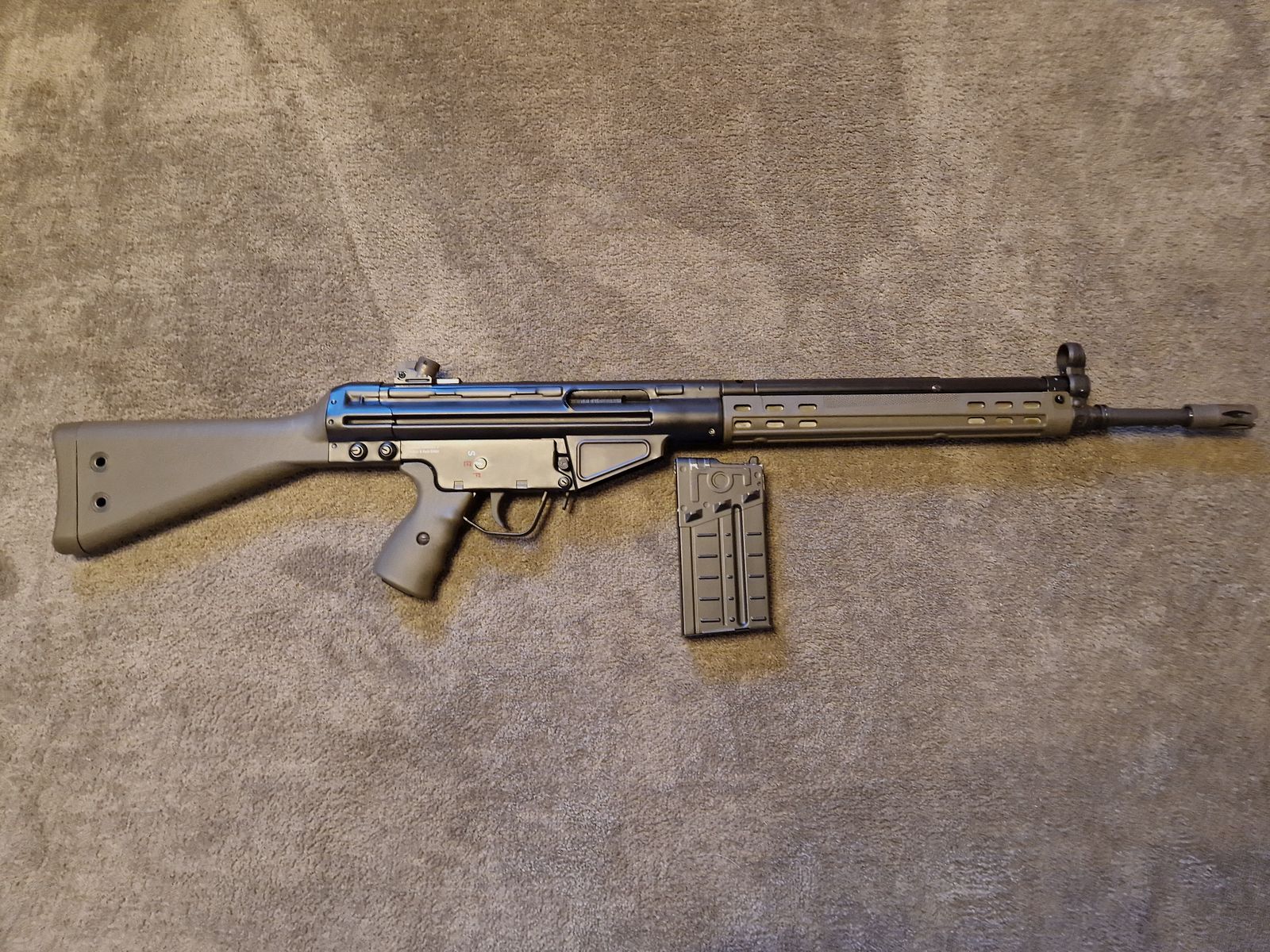 Heckler & Koch G3 Softair-Gewehr Kaliber 6 mm BB Gas Blowback (P18) 