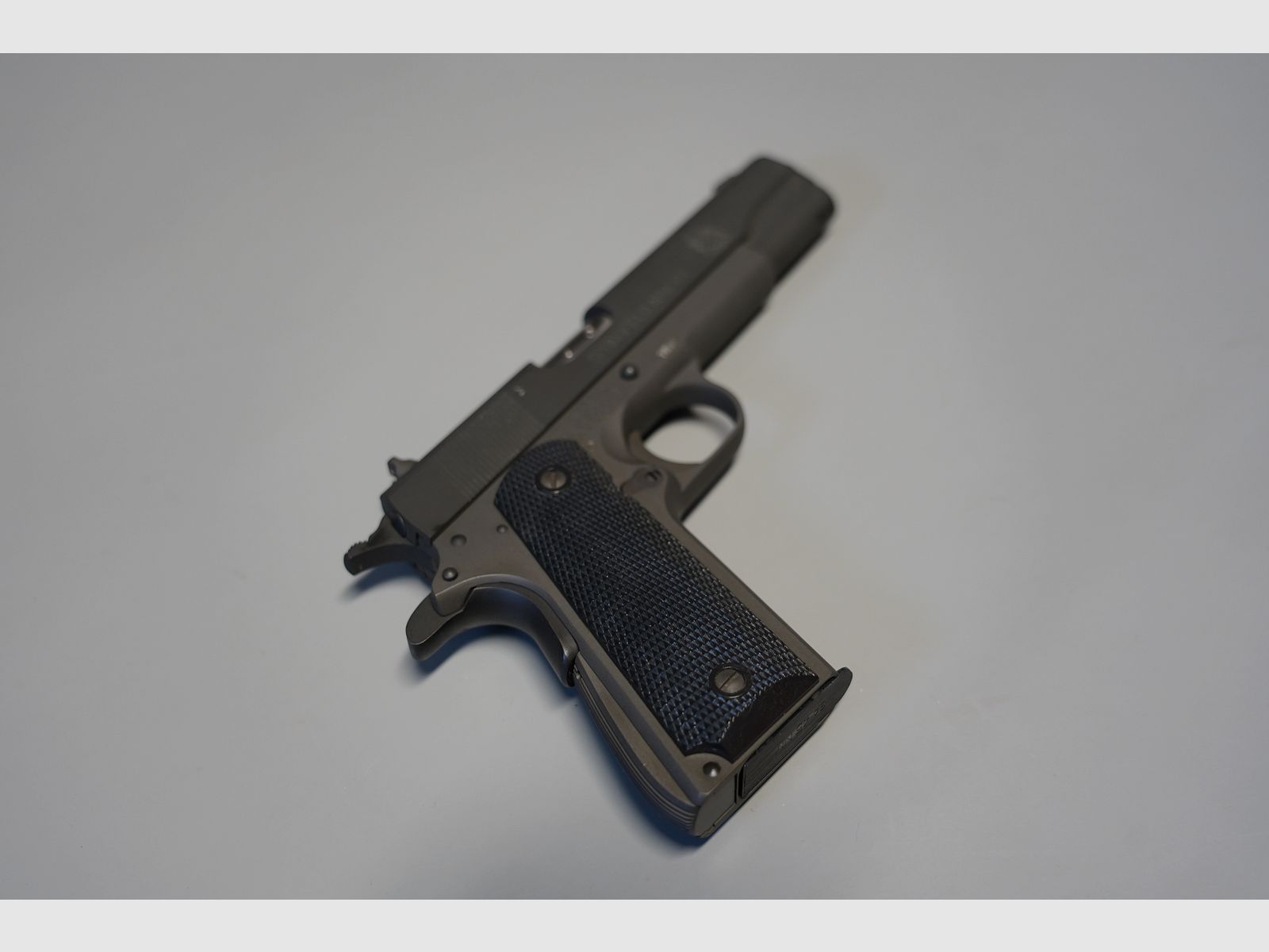 Springfield 1911 A1, .45 ACP, parkérisé, comme MIL-Spec, neuf, absolument rare