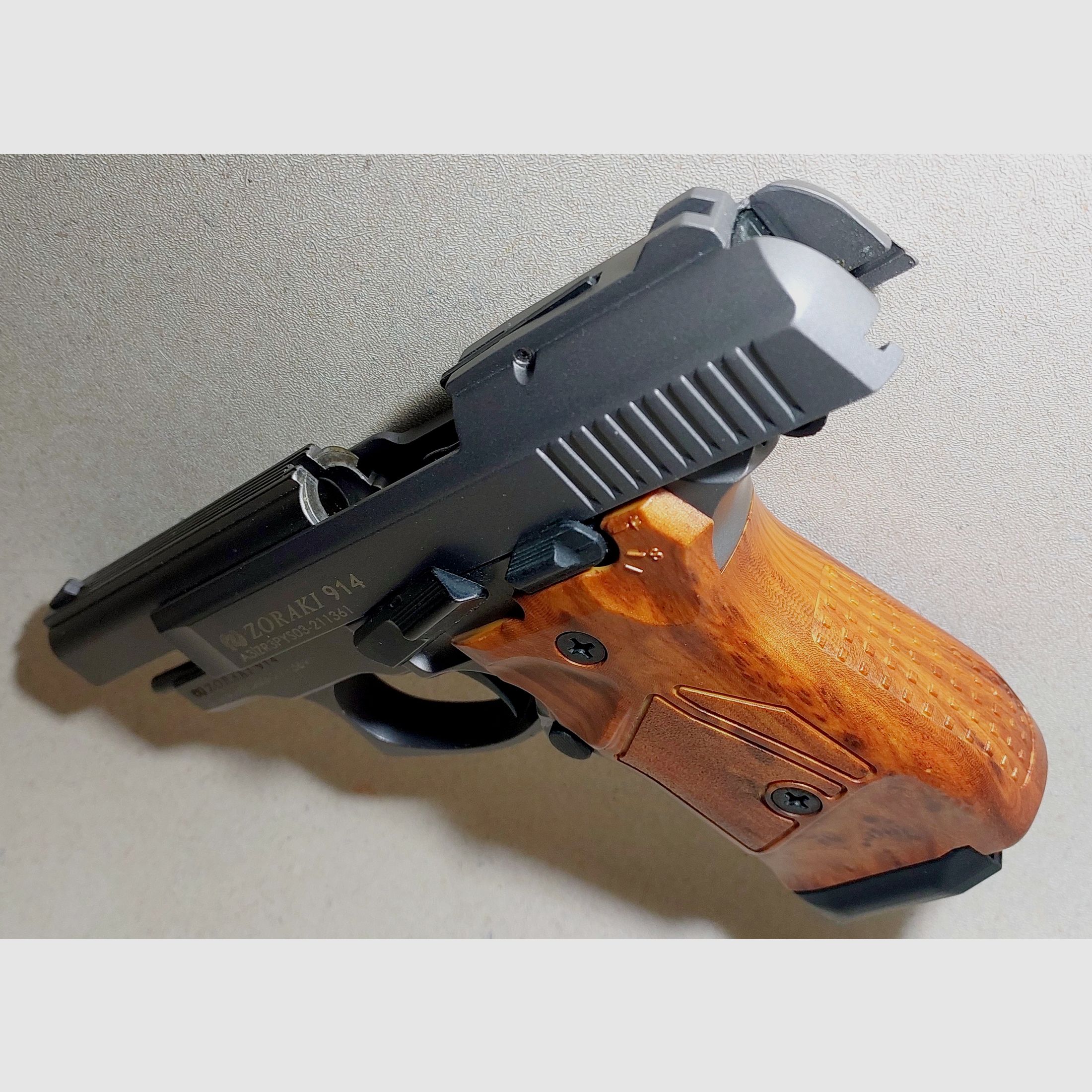 Zoraki 914 Schreckschuss Pistole 9mm P.A.K. titan Holzoptik (1014) neuwertig!