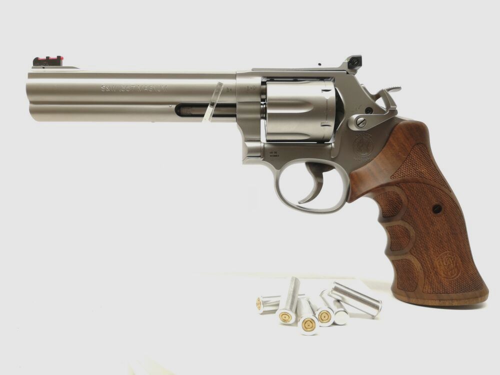 Smith & Wesson 686-6 Target Champion - v. Zubehör