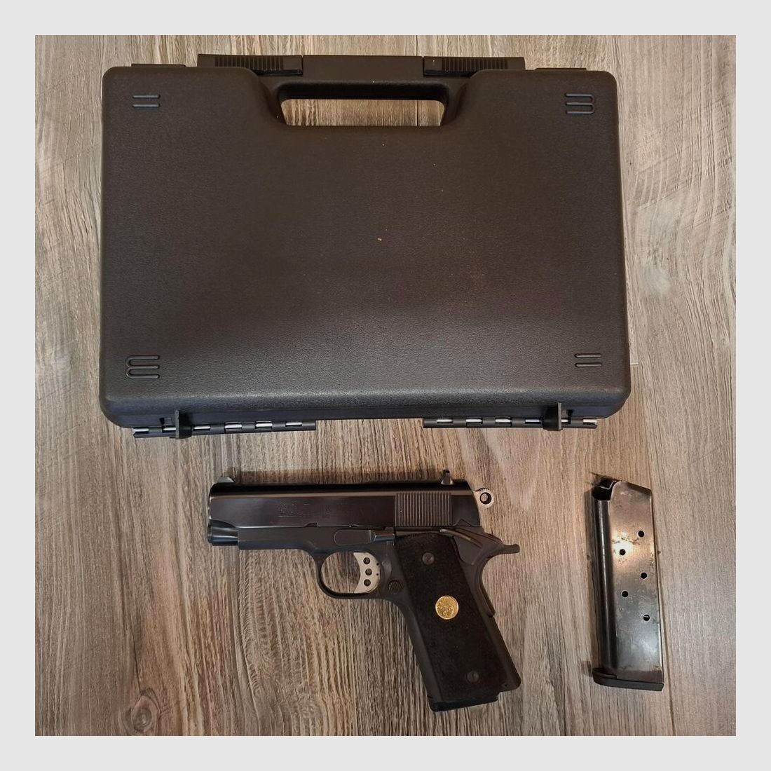Colt 1911 Compact Mod. MK IV Officers ACP