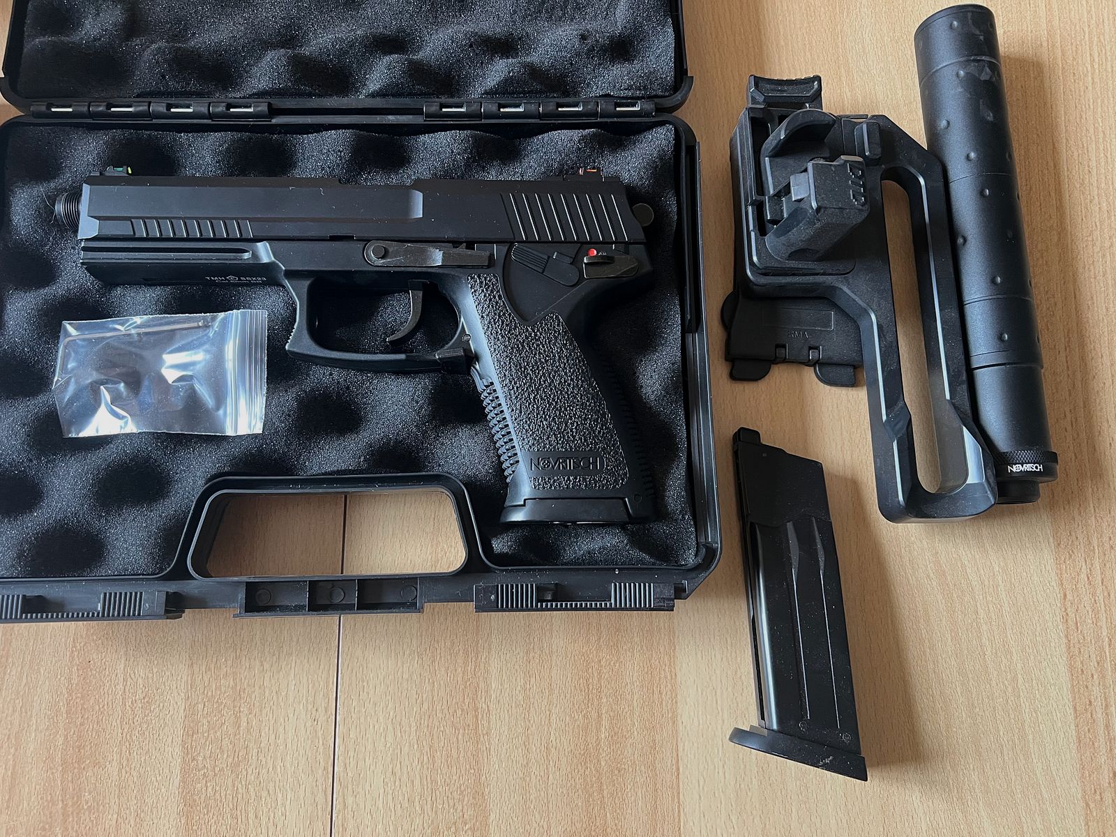 Komplettes airsoft set  novritch ( SSR 15 /SSG 10 / SSX 23)