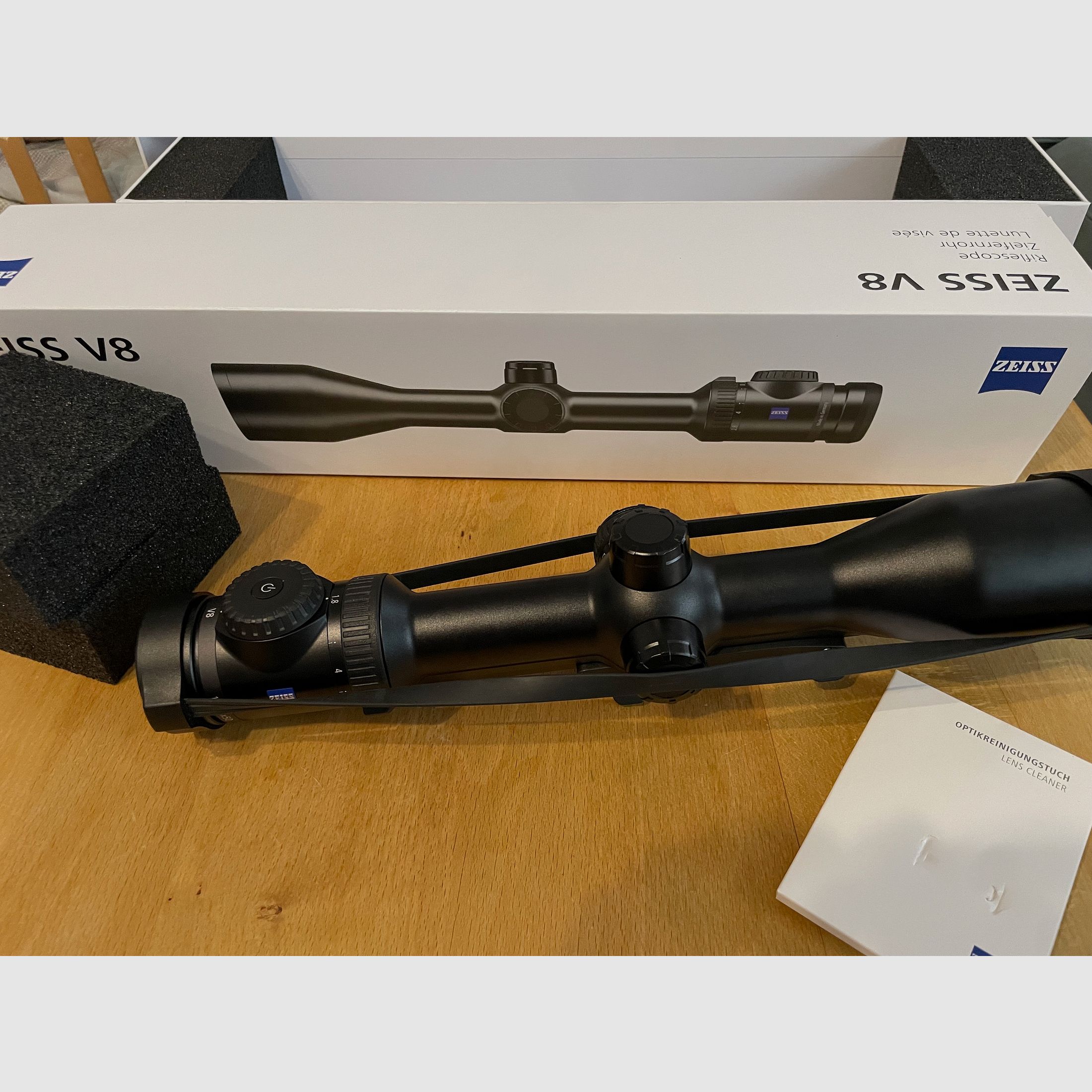 Zeiss V8 1,8-14x50