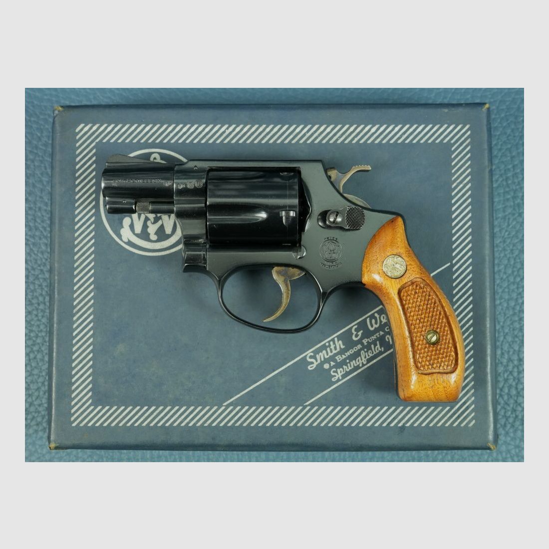 Smith & Wesson Model 36 .38SP(Biały)