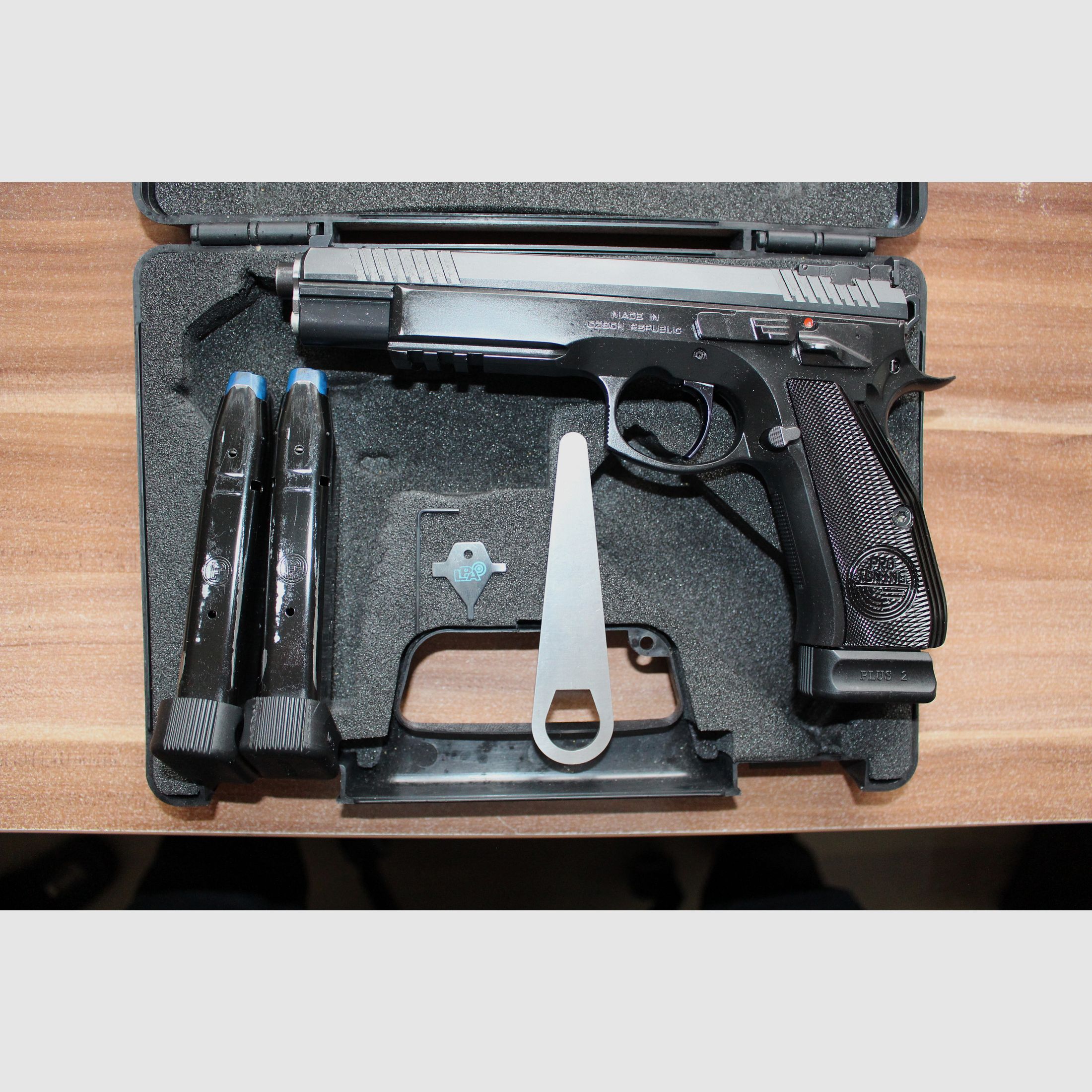 CZ Taipan Pro Tuning 9x19 lauf 6-Zoll