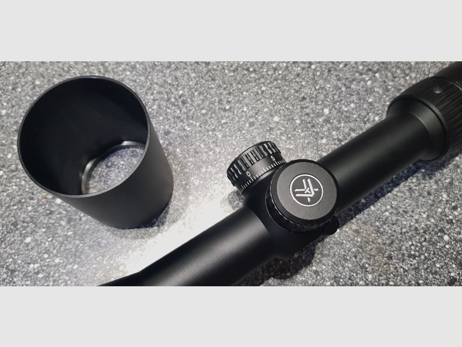 Vortex Diamondback Tactical 6–24×50 FFP EBR-2C MRAD (DBK-10029) inkl. Originalkarton & Zubehör