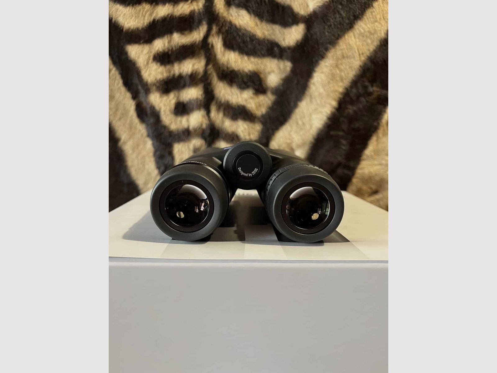 ZEISS Conquest HDX 8X42 Fernglas, Bild 7 von 8