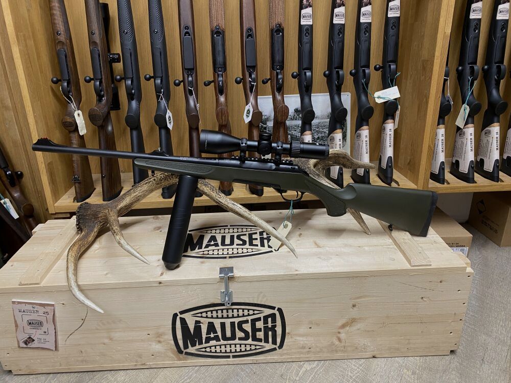 Haenel Varmint Jaeger 10, mit AKAH 2,5-10x50, ohne Schiene