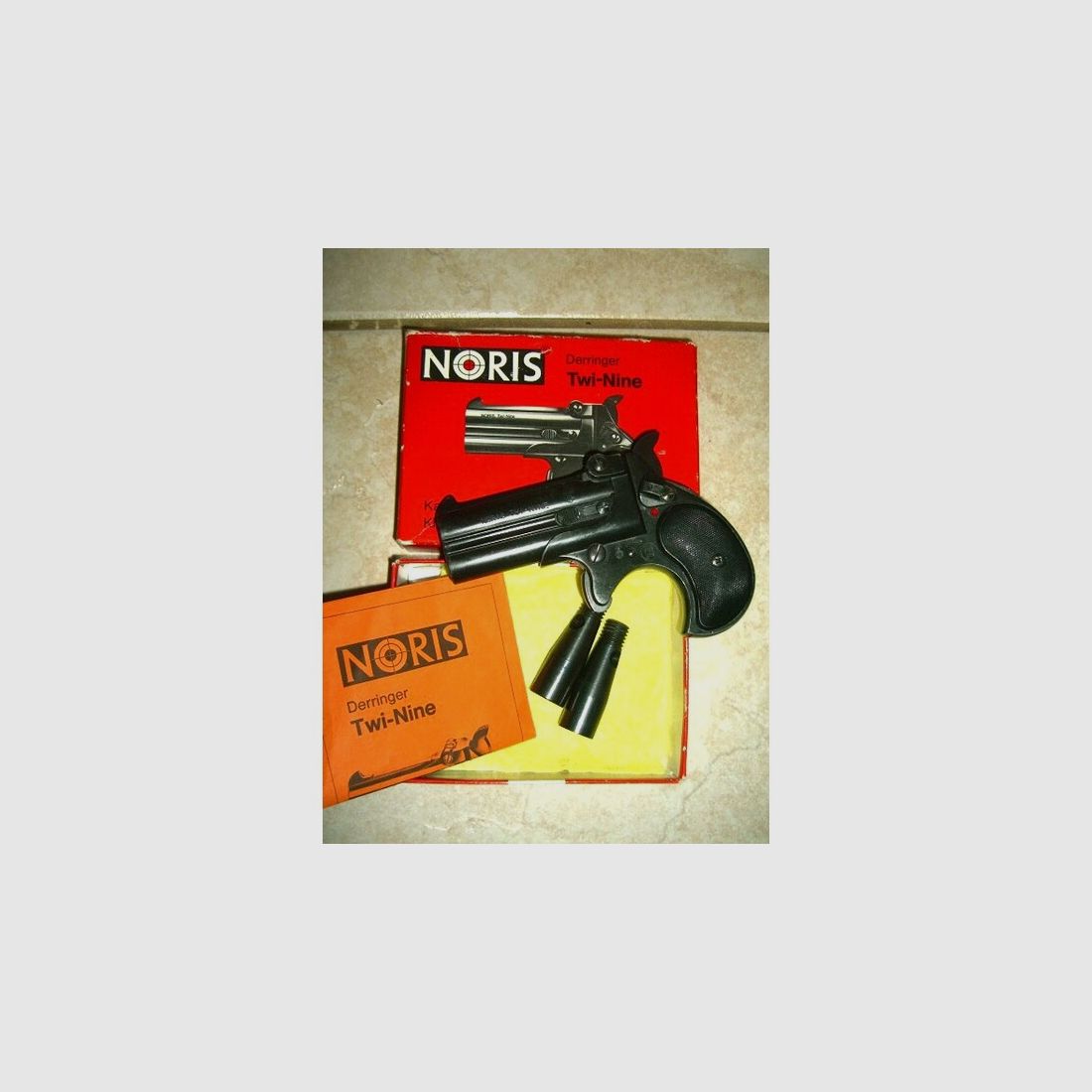 Noris TWI-NINE Derringer Cal. 9 mm PA.Knall